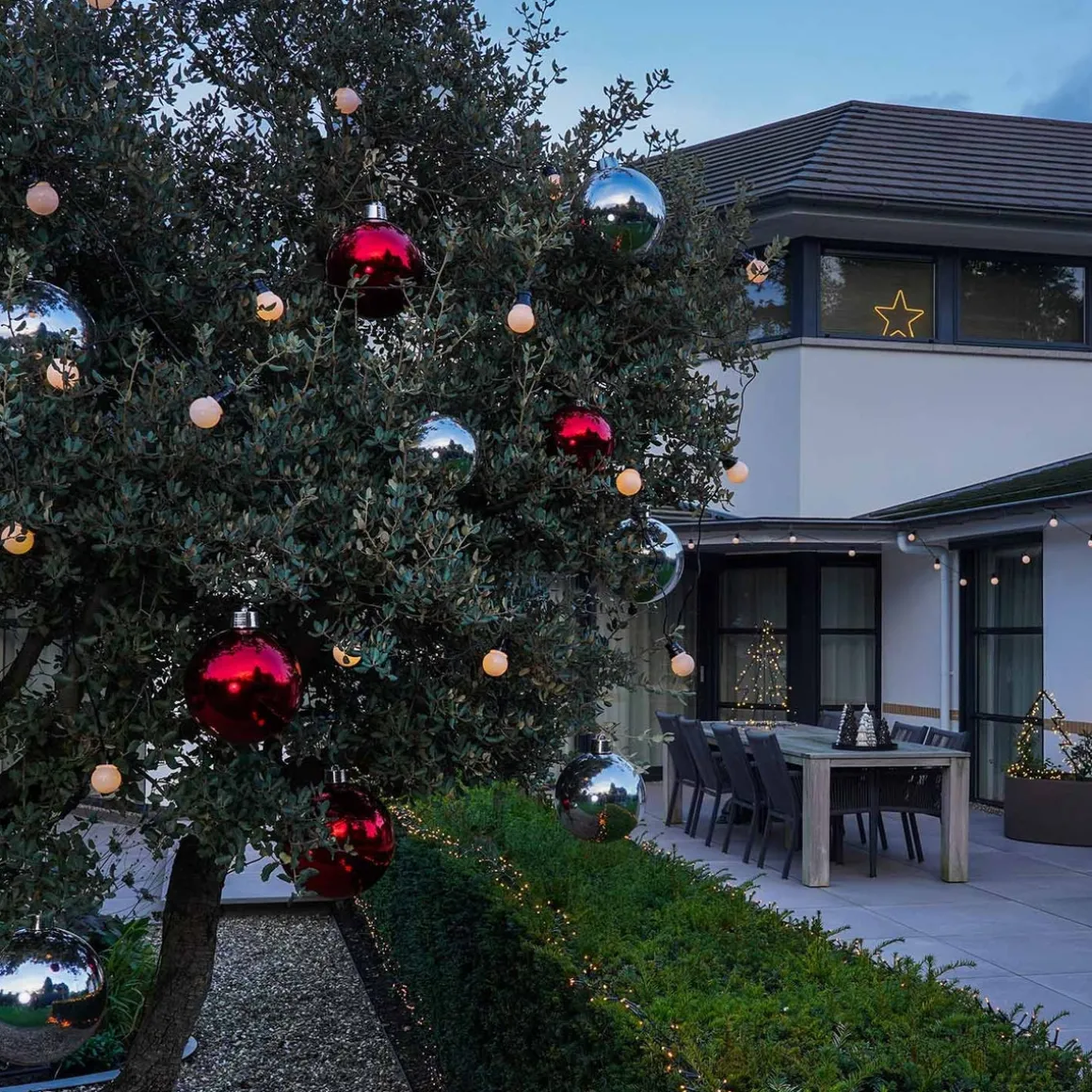 20 LED Light Chain | Warm White Light | Timer | Indoor & Outdoor Use | 4.5 M