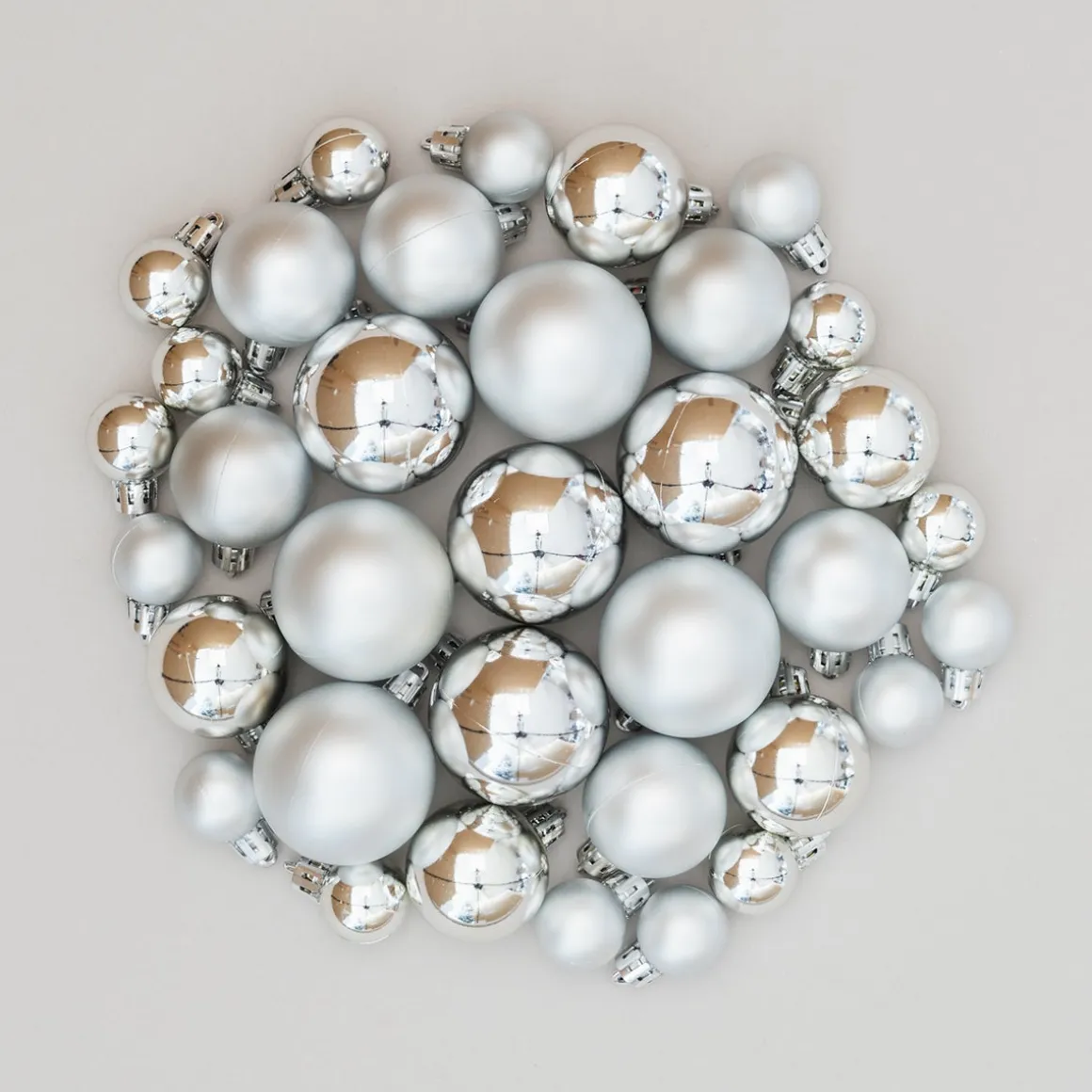 36 Pack Silver Mini Shatterproof Baubles