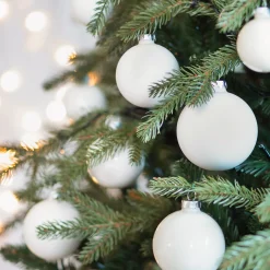 Elegant Wool White Bauble Set 44 Pieces In A Handy Box