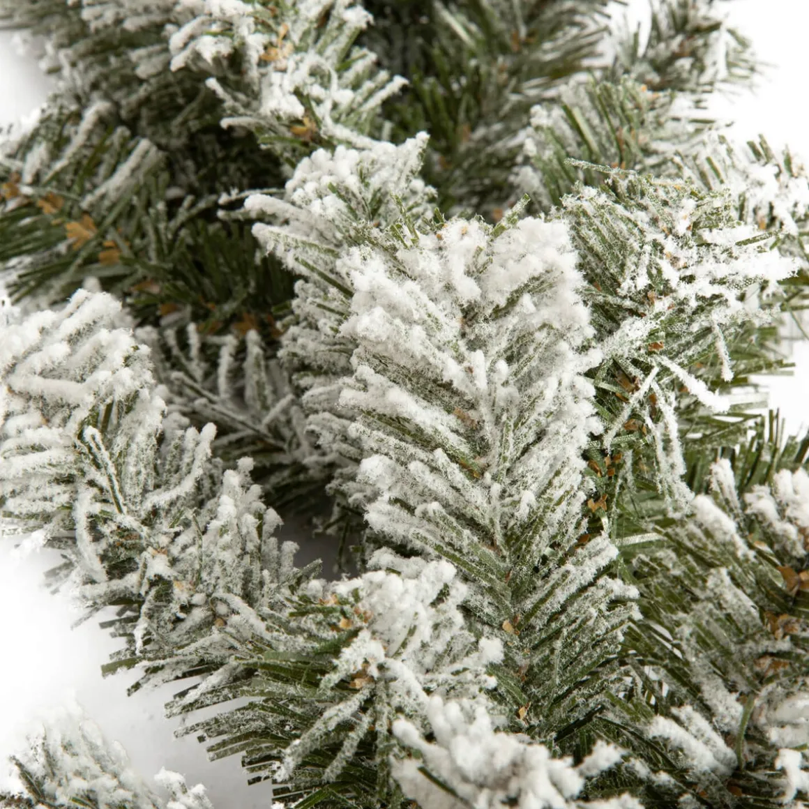 Garland With Snow 20 X 270cm