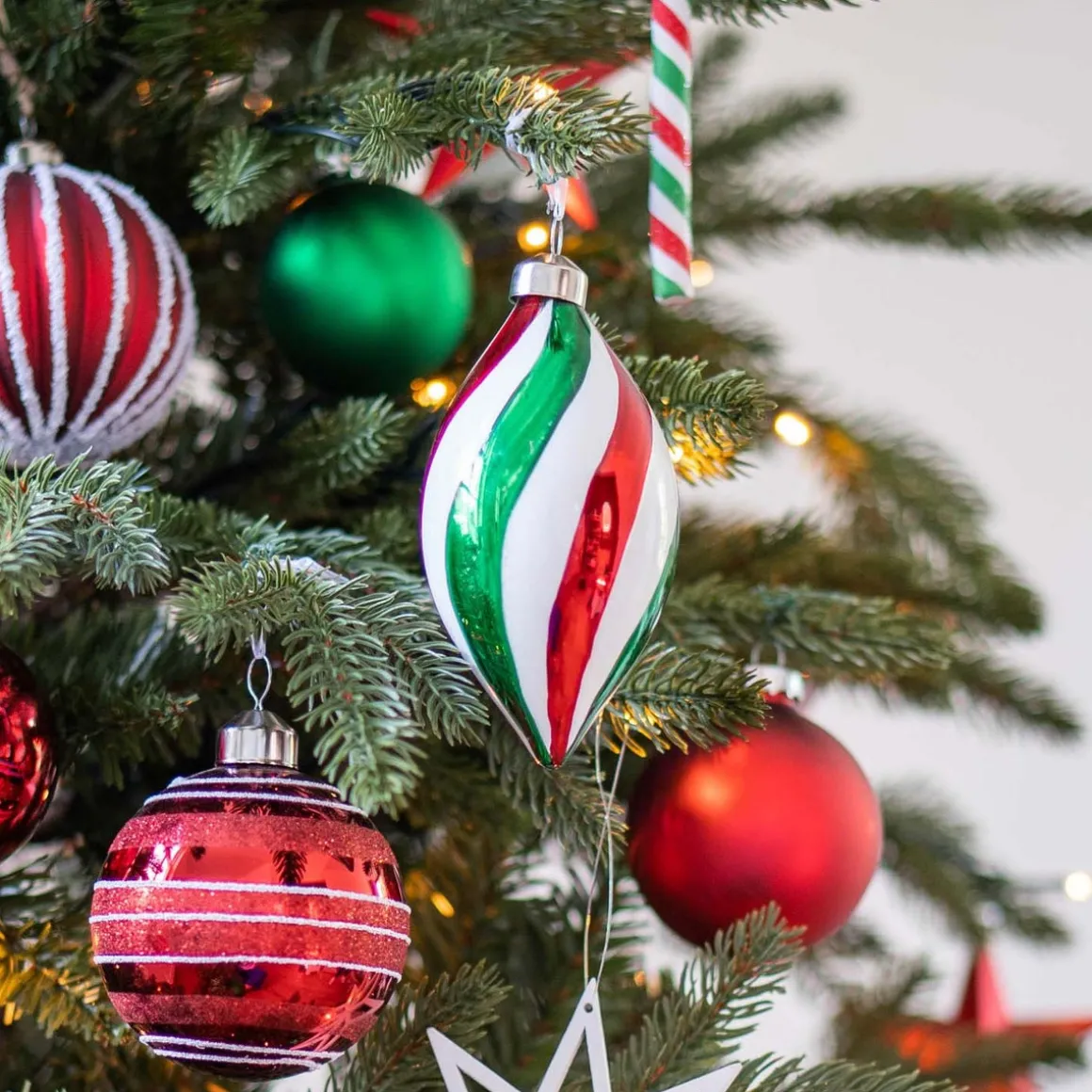 Glass Bauble Swirl Drop | Red White Green | 14 Cm