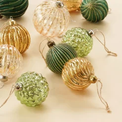 Luxury Antique Swirl Bauble | Glass | Green-Gold | 10cm