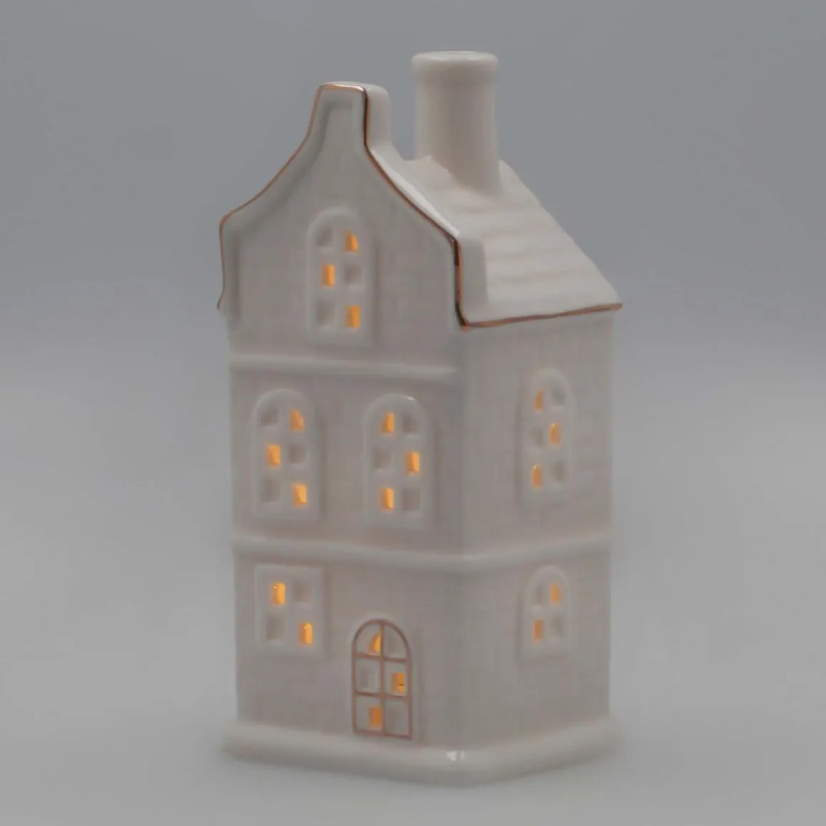 Miniature House With LED | Porcelain | 17cm | White