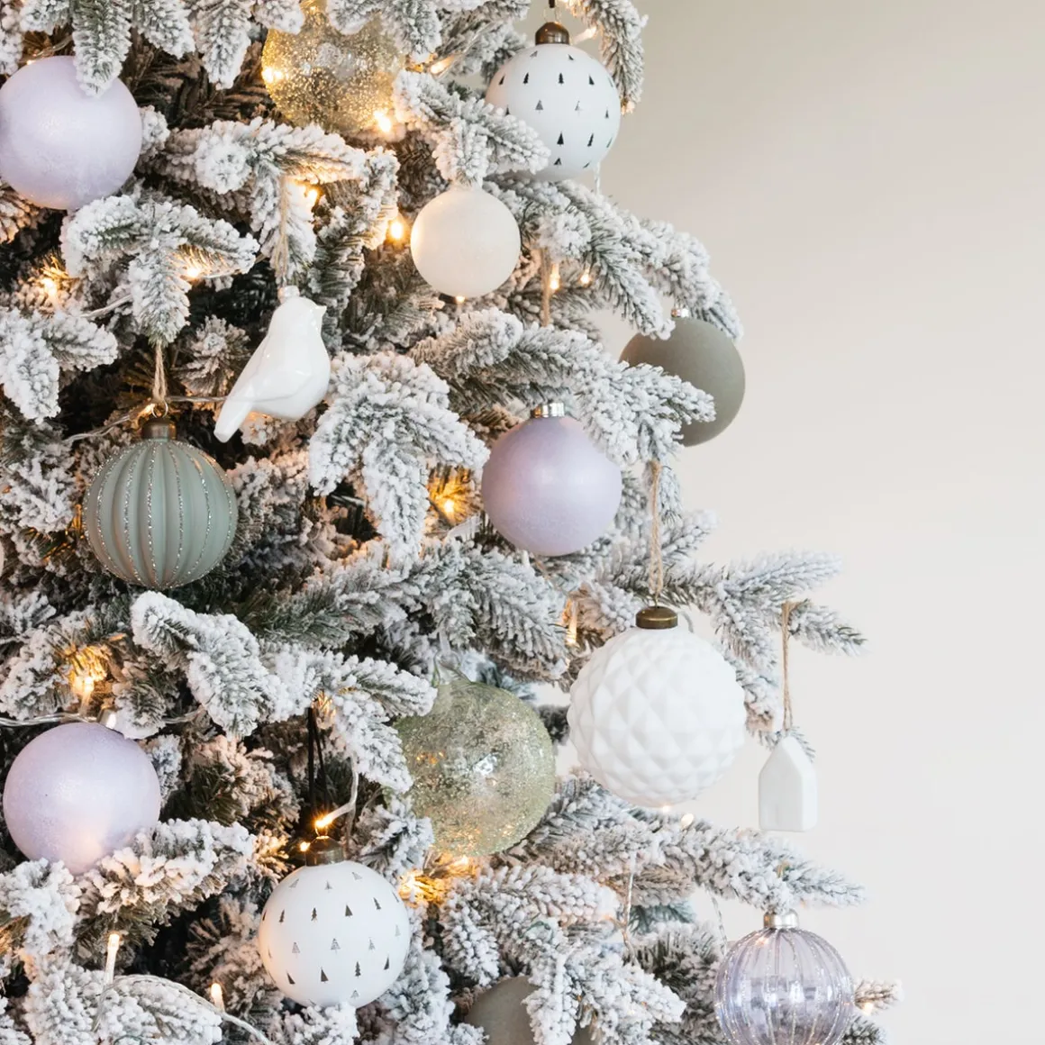 Pre-lit Snowy Christmas Tree Djill Pine 185cm