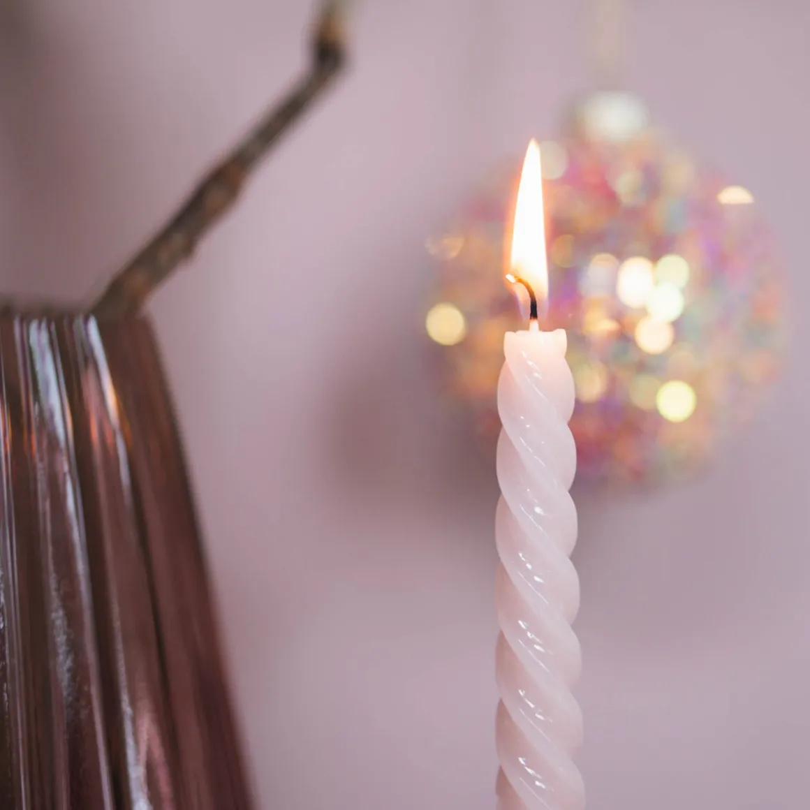 Set Of 4 Pink Twist Candles | 25 Cm