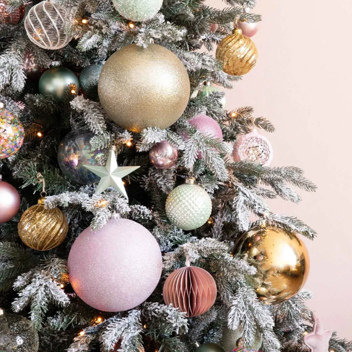 Shatterproof XL Christmas Bauble 15cm Shiny Gold