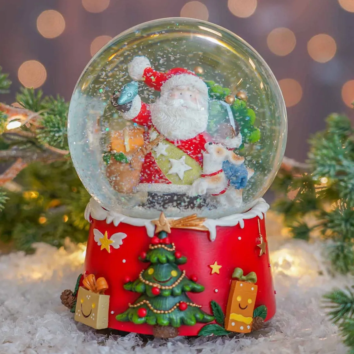 Snow Globe With Santa And Dog | Music | ⌀9cm | 15cm Tall