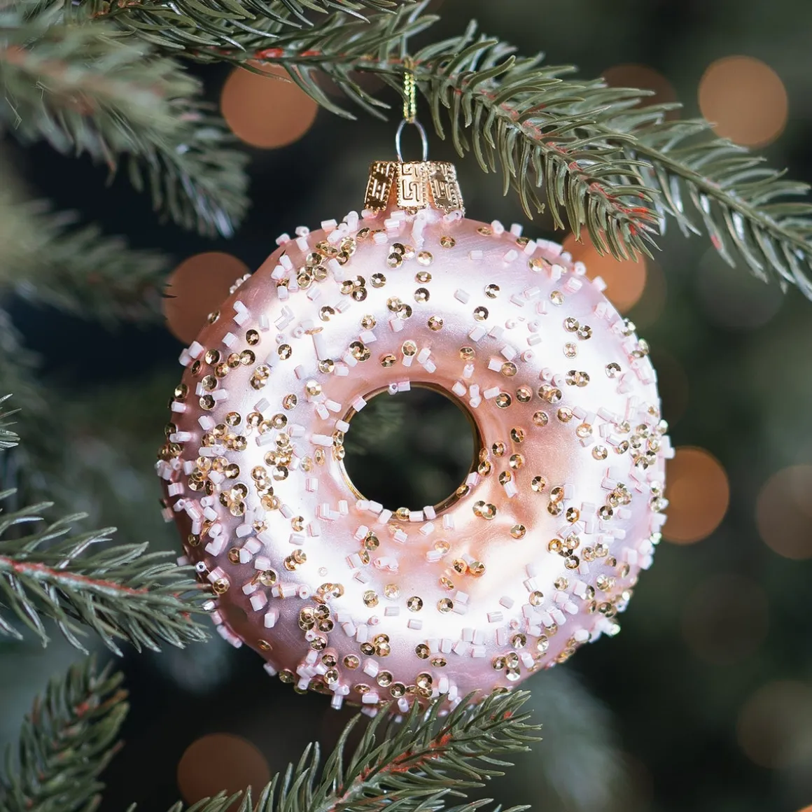 Stylish Donut Ornament With Gold Beads