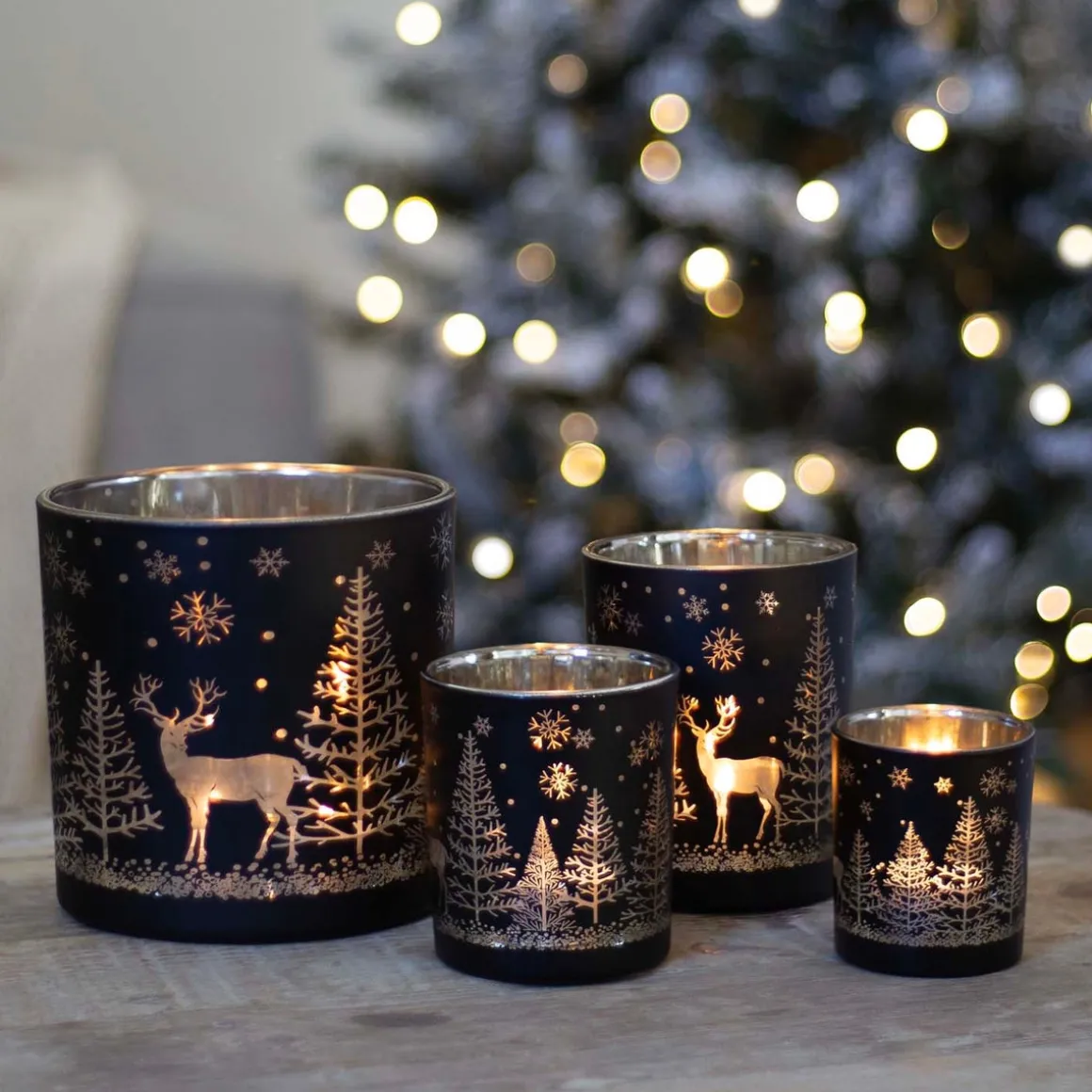 Tealight Holder With Reindeer In Forest | Glass | 8cm | Black-gold