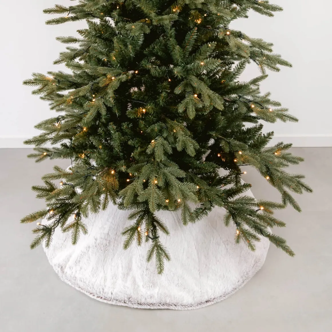 Tree Skirt 110cm Brown